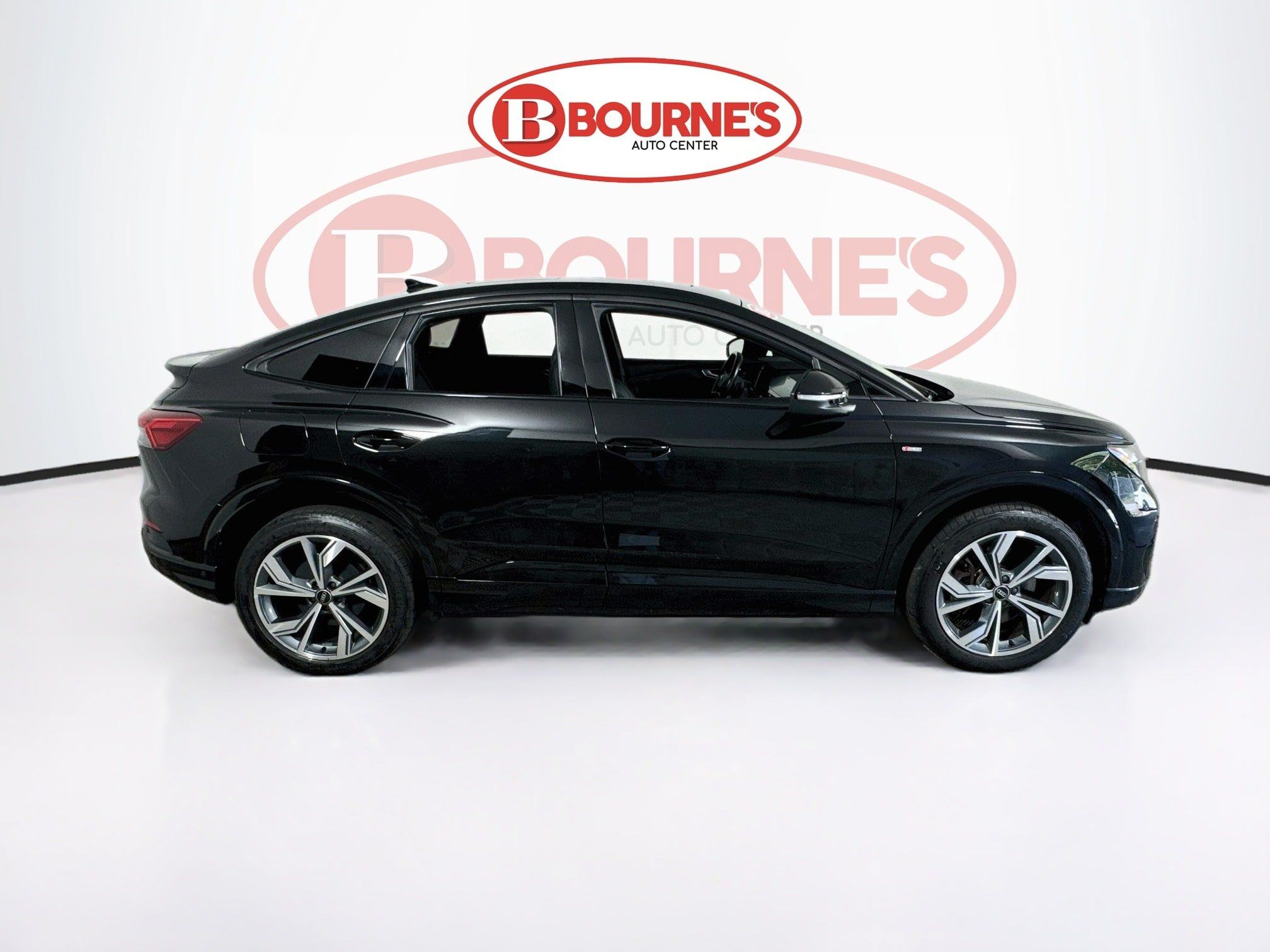 Used 2024 Audi Q4 e-tron Premium Plus w/ Premium Plus AWD/4WD image 13