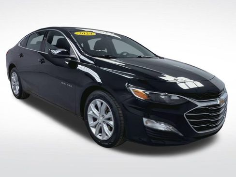 Used 2024 Chevrolet Malibu LT image 2