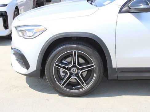 Used 2023 Mercedes-Benz GLA 250 image 4