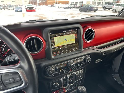 Used 2022 Jeep Wrangler Unlimited Rubicon w/ Xtreme Recon 35" Tire Package image 3