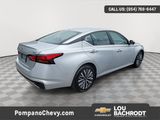Used 2024 Nissan Altima 2.5 SV image 3