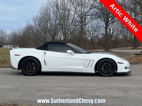 Used 2013 Chevrolet Corvette Grand Sport w/ 2LT Preferred Equipment Group image 8