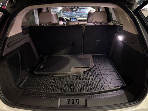 Certified 2022 Lincoln Corsair Reserve w/ Equipment Group 201A image 9