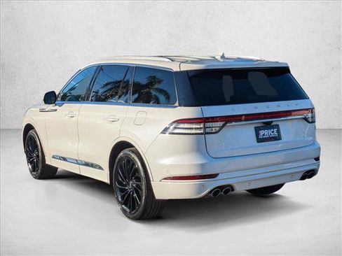 Used 2022 Lincoln Aviator Reserve w/ Equipment Group 201A image 8