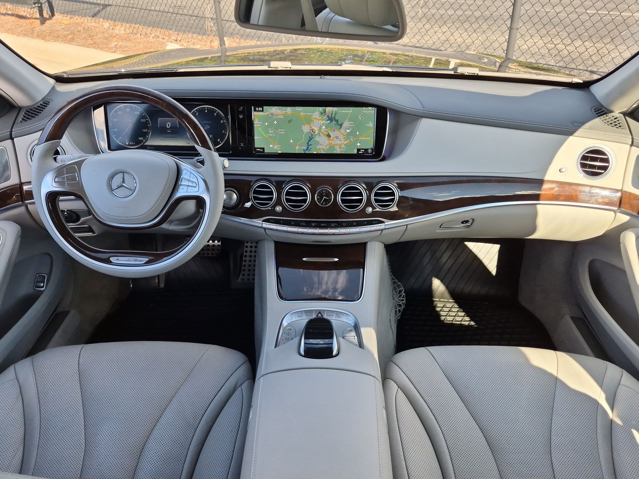 Used 2017 Mercedes-Benz S 550 4MATIC Sedan image 29