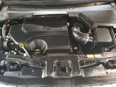 Used 2021 Land Rover Discovery Sport S image 25