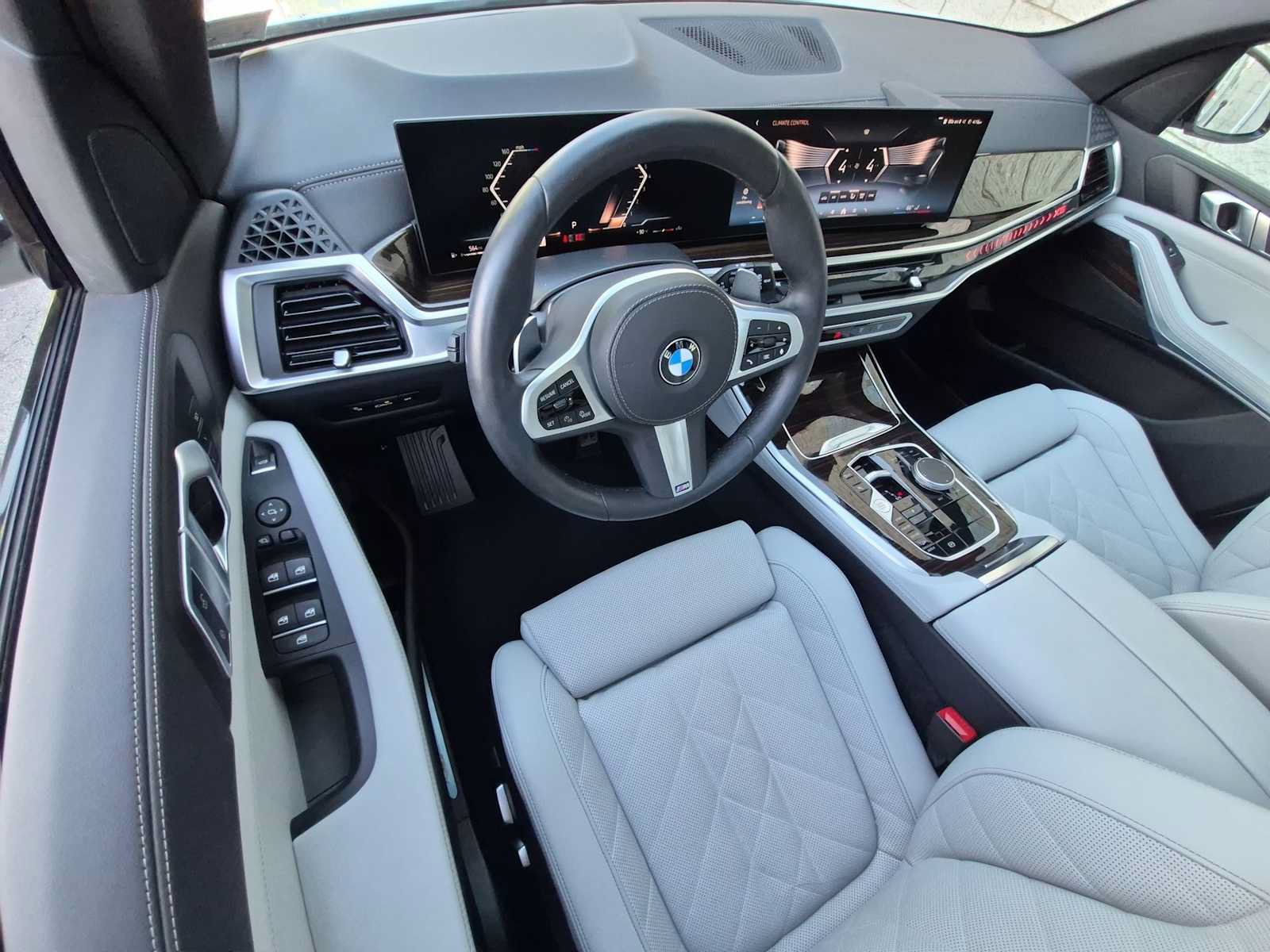 Used 2026 BMW X5 xDrive40i w/ M Sport Package AWD/4WD image 10
