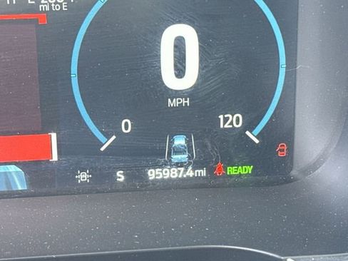 Used 2021 Ford F150 Lariat w/ Max Trailer Tow Package image 15