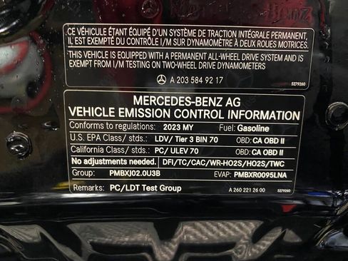 Used 2023 Mercedes-Benz CLA 250 4MATIC image 32