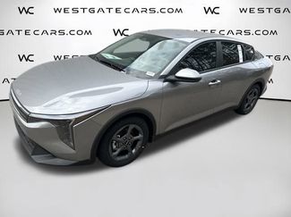 New 2025 Kia K4 LXS 360° Tour