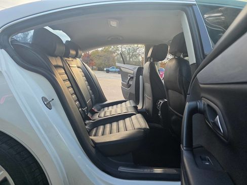 Used 2014 Volkswagen CC Sport image 17