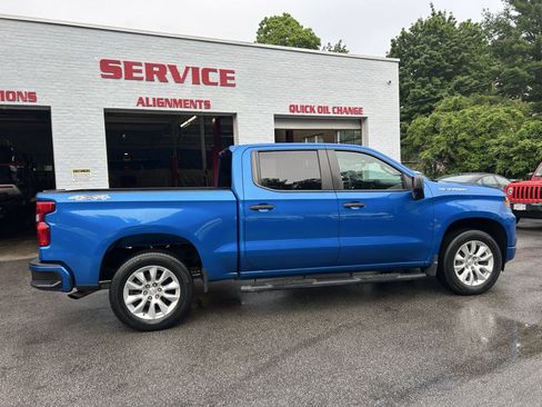 Used 2023 Chevrolet Silverado 1500 Custom AWD/4WD image 8