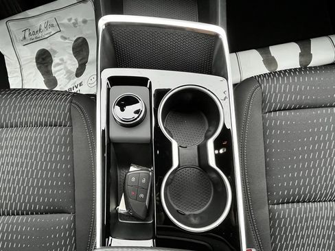 New 2026 Chevrolet Equinox LT image 9