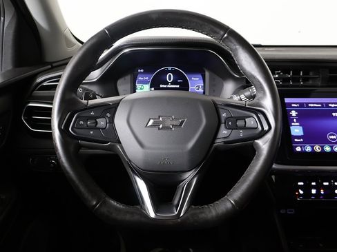 Used 2022 Chevrolet Bolt EUV LT w/ Comfort Package image 31