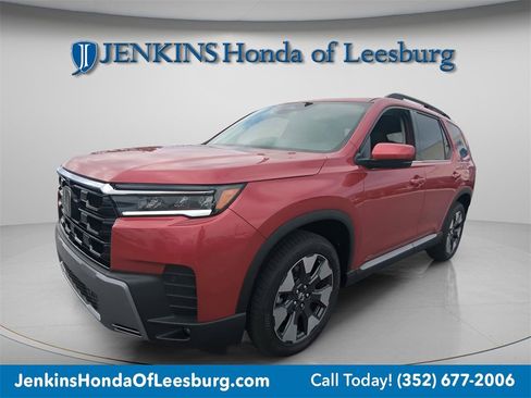 New 2026 Honda Pilot Touring image 8