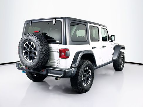 Used 2024 Jeep Wrangler Unlimited Rubicon 4xe AWD/4WD image 9