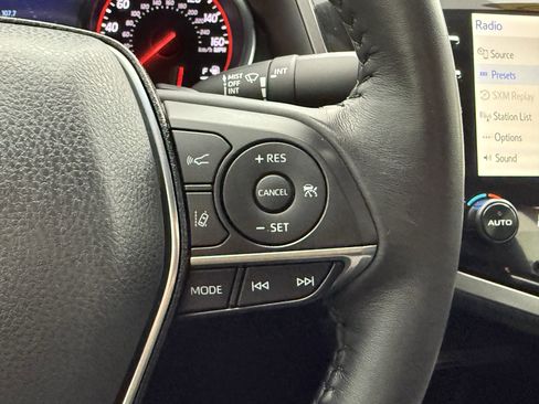 Used 2020 Toyota Camry XSE image 24