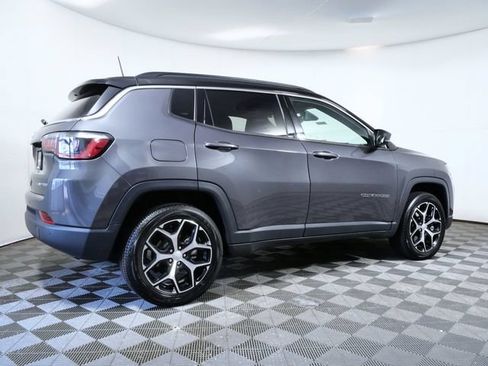 Used 2024 Jeep Compass Limited AWD/4WD image 6