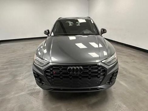 Used 2023 Audi SQ5 Prestige w/ Prestige Package AWD/4WD image 9