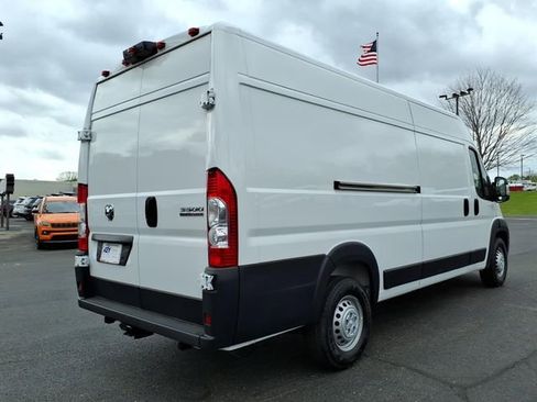 Used 2024 RAM ProMaster 3500 w/ Safety Group FWD image 7