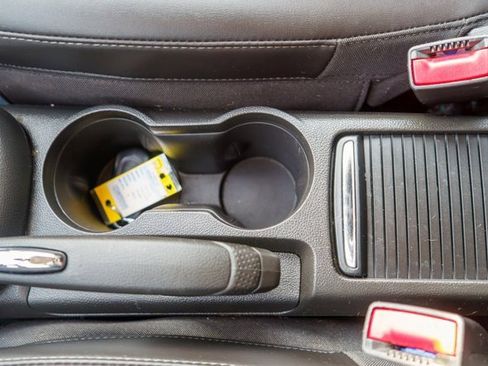 Used 2022 Buick Encore Preferred w/ Safety Package image 33