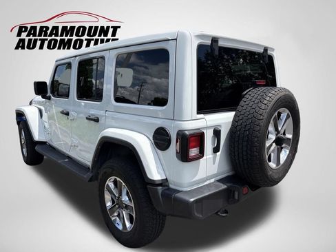 Used 2022 Jeep Wrangler Unlimited Sahara w/ Cold Weather Group AWD/4WD image 4