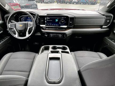 Used 2022 Chevrolet Silverado 1500 LT AWD/4WD image 21