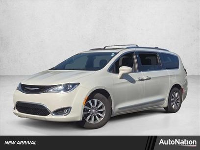 Used 2020 Chrysler Pacifica Touring-L
