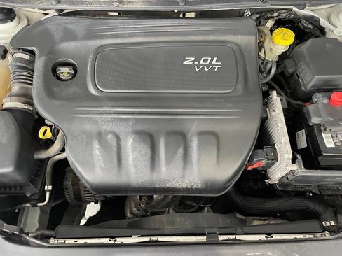 Used 2015 Dodge Dart SE image 38