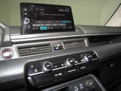 Certified 2024 Honda Pilot EX-L image 7