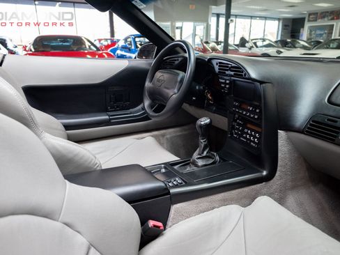Used 1996 Chevrolet Corvette Convertible image 50