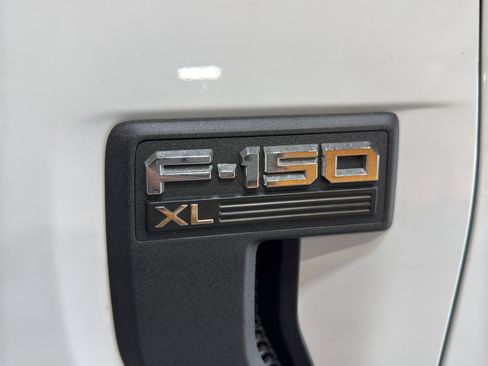 Used 2021 Ford F150 XL w/ Equipment Group 101A High RWD image 10