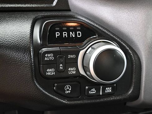 Used 2023 RAM 1500 Big Horn AWD/4WD image 9