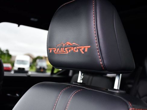Used 2023 Honda Pilot TrailSport image 20