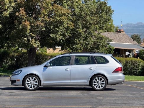 Used 2014 Volkswagen Jetta TDI FWD image 2
