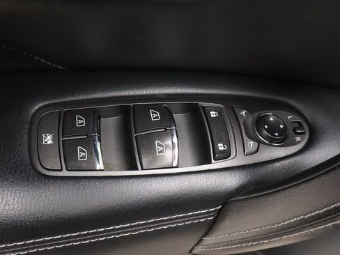 Used 2018 INFINITI QX80 2WD image 15