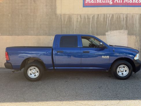 Used 2016 RAM 1500 Tradesman w/ Popular Equipment Group AWD/4WD image 4