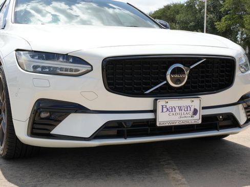 Used 2021 Volvo S90 T6 R-Design w/ Advanced Package AWD/4WD image 24