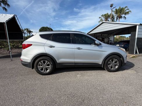 Used 2013 Hyundai Santa Fe Sport w/ Popular Equipment Pkg FWD image 4