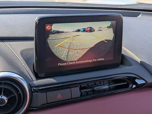 Used 2020 MAZDA MX-5 Miata Grand Touring image 13