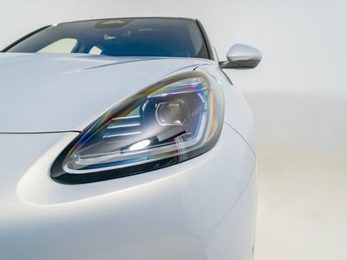 Used 2024 Maserati Grecale GT image 37