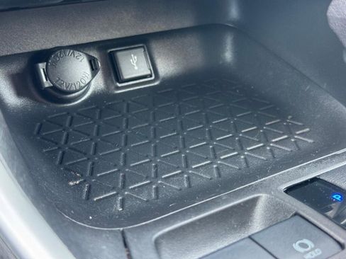 Certified 2022 Toyota RAV4 LE image 14