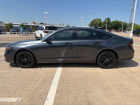 Used 2025 Honda Accord SE image 3