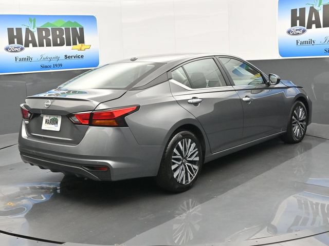 Used 2025 Nissan Altima 2.5 SV FWD image 5