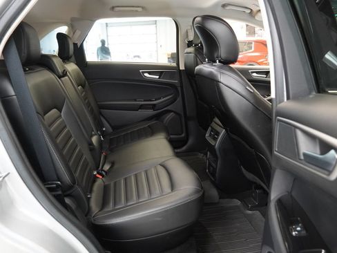 Used 2019 Ford Edge SEL w/ Equipment Group 201A AWD/4WD image 31
