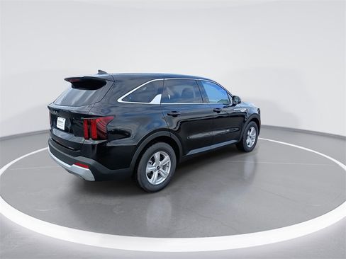 New 2026 Kia Sorento LX image 8