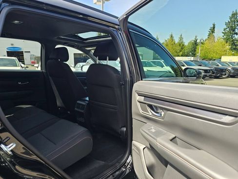 Certified 2025 Honda CR-V Sport image 15