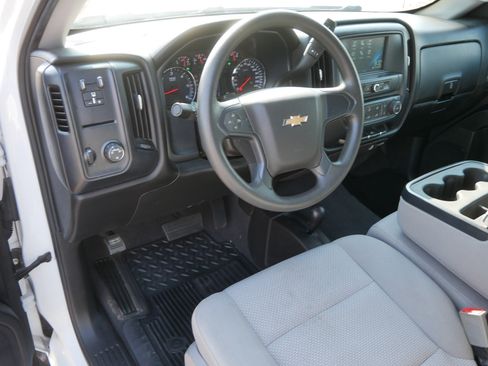 Used 2018 Chevrolet Silverado 1500 Custom w/ Custom Value Package AWD/4WD image 20