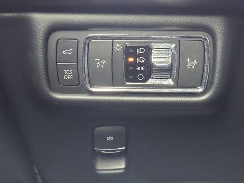 Used 2022 Lincoln Nautilus Reserve w/ Equipment Group 201A image 27