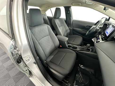 Used 2023 Toyota Corolla LE w/ LE Convenience Package FWD image 28